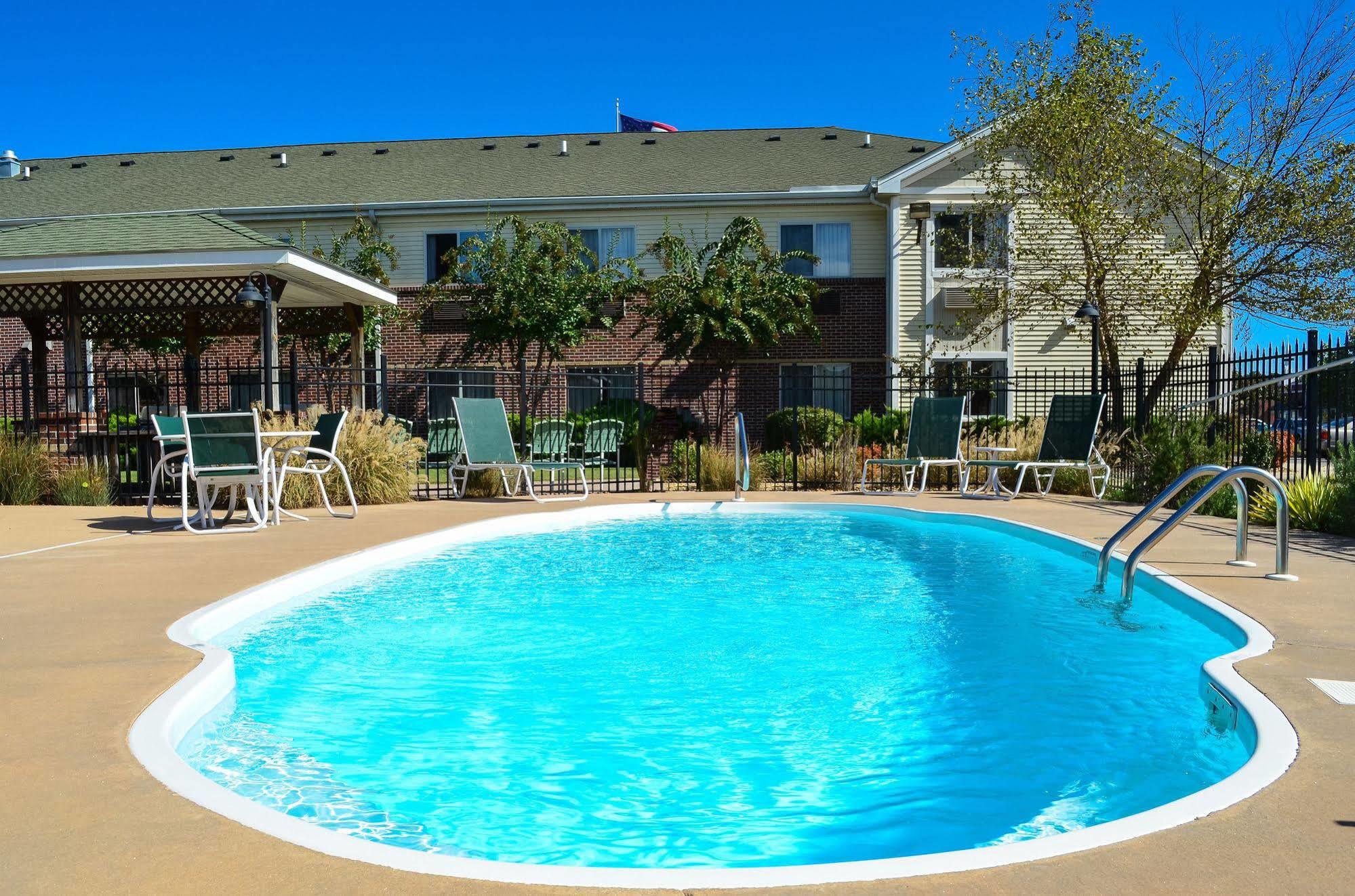 Intown Suites Extended Stay Decatur Al 外观 照片